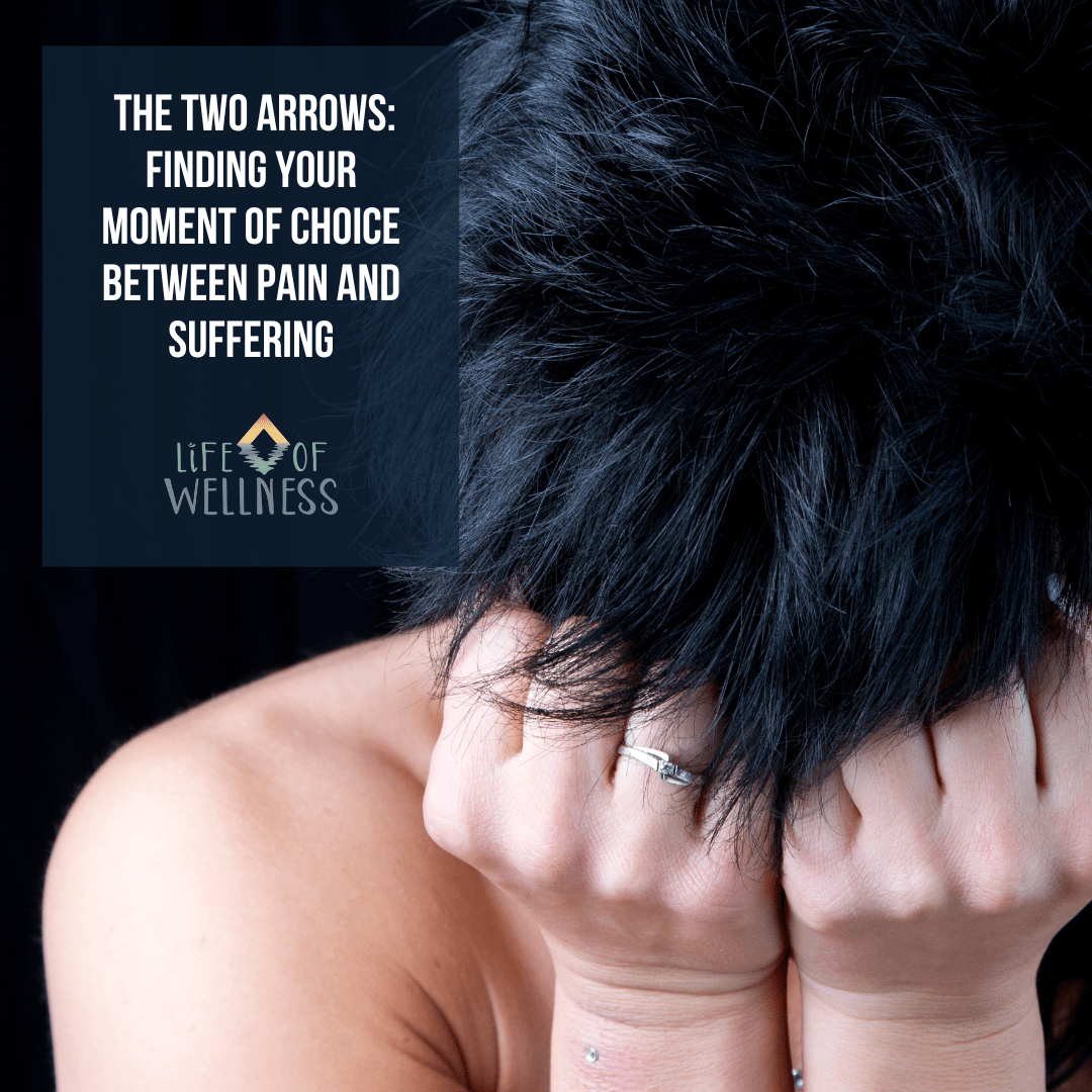 A visual metaphor for the moment of choice between the two arrows.